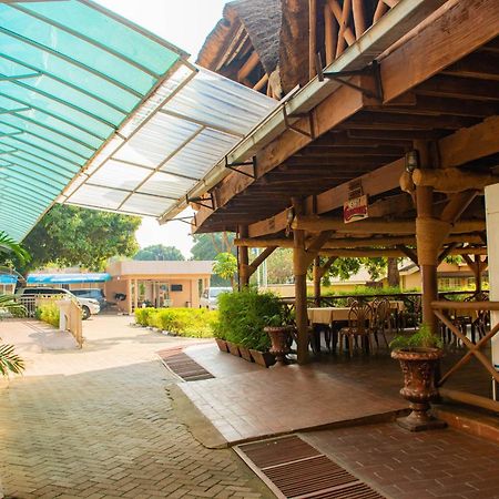 Bomah Hotel Limited Gulu ภายนอก รูปภาพ