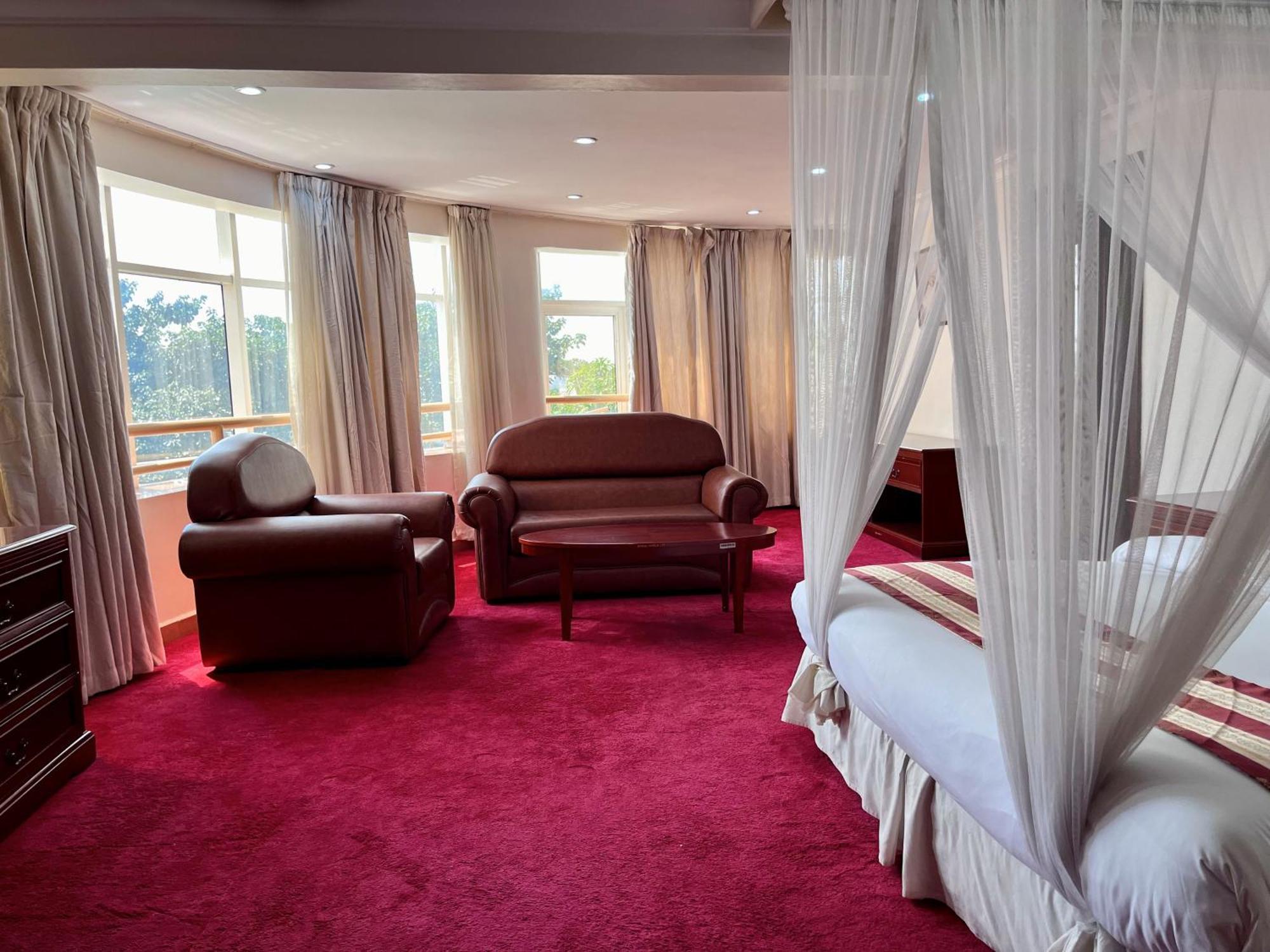 Bomah Hotel Limited Gulu ภายนอก รูปภาพ