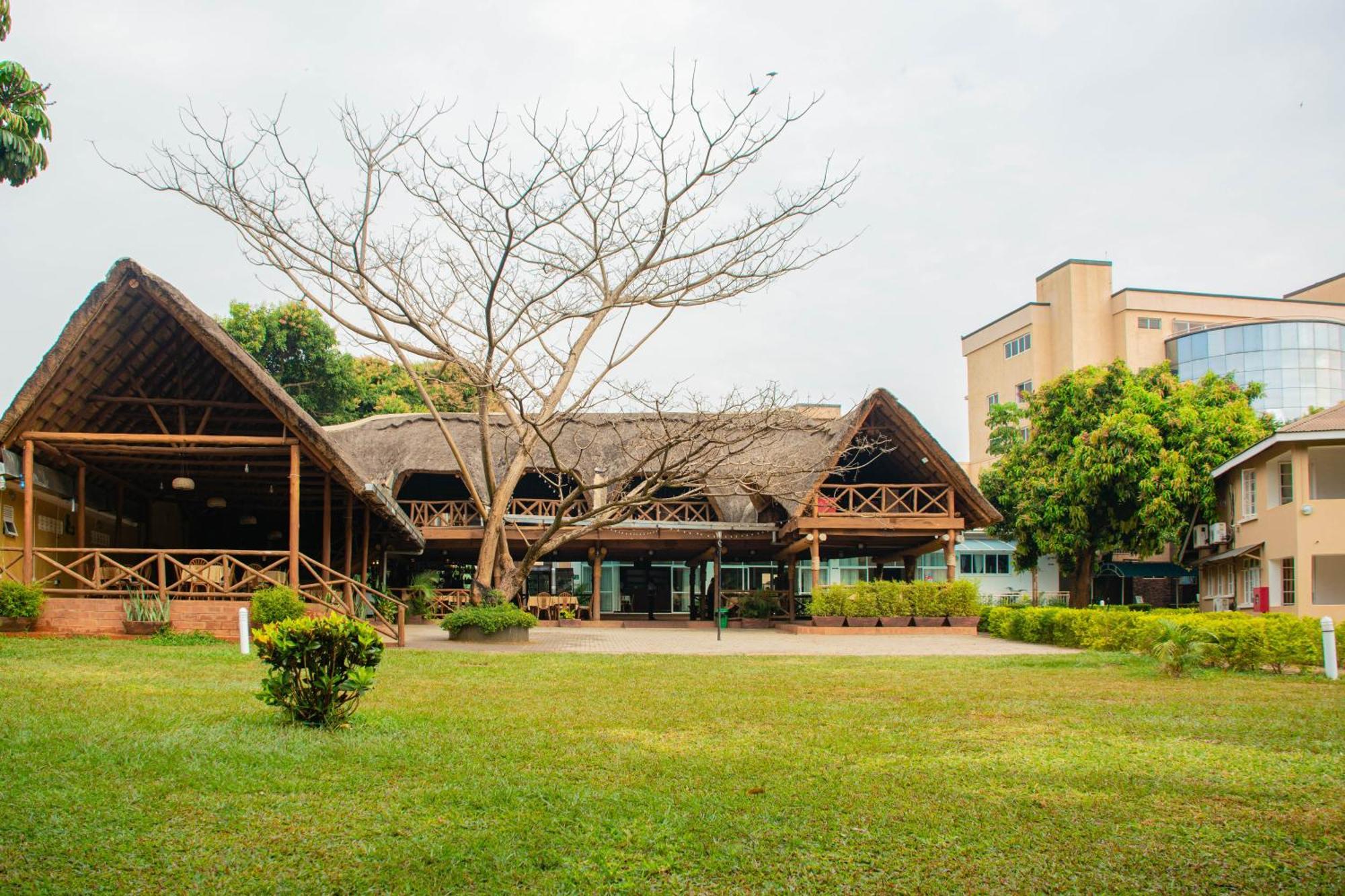 Bomah Hotel Limited Gulu ภายนอก รูปภาพ