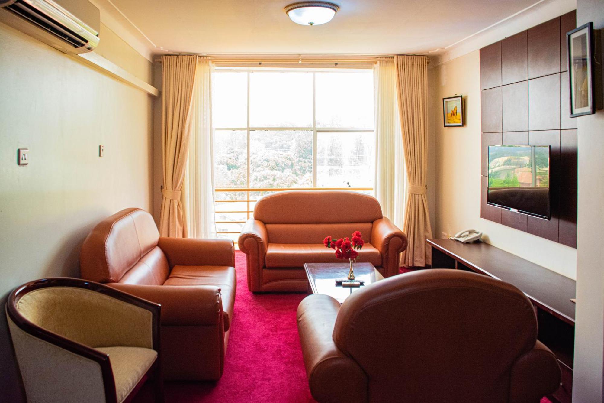 Bomah Hotel Limited Gulu ภายนอก รูปภาพ