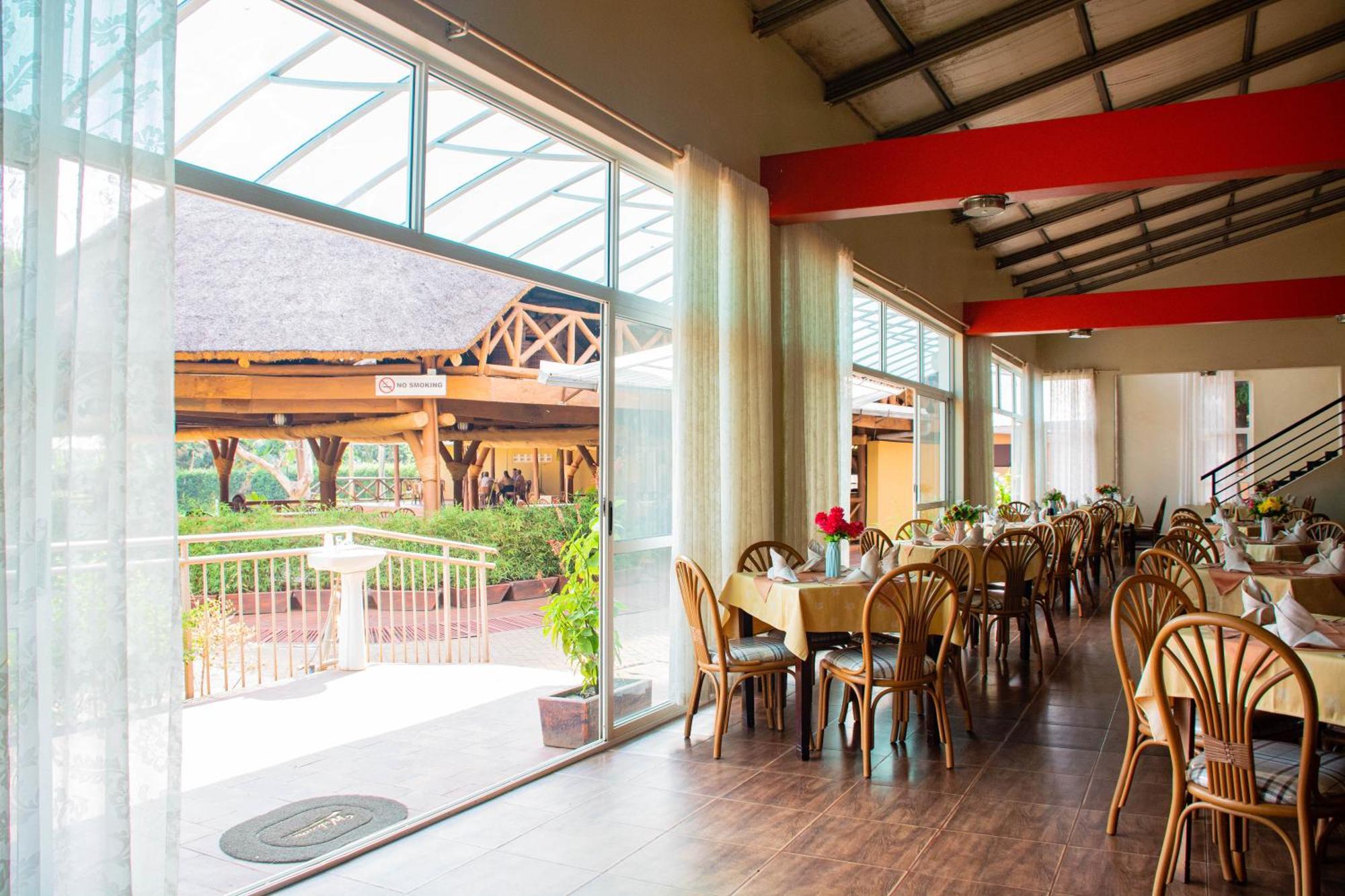 Bomah Hotel Limited Gulu ภายนอก รูปภาพ
