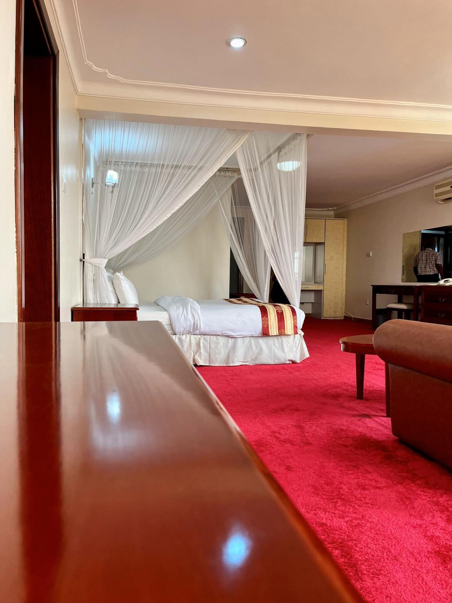 Bomah Hotel Limited Gulu ภายนอก รูปภาพ