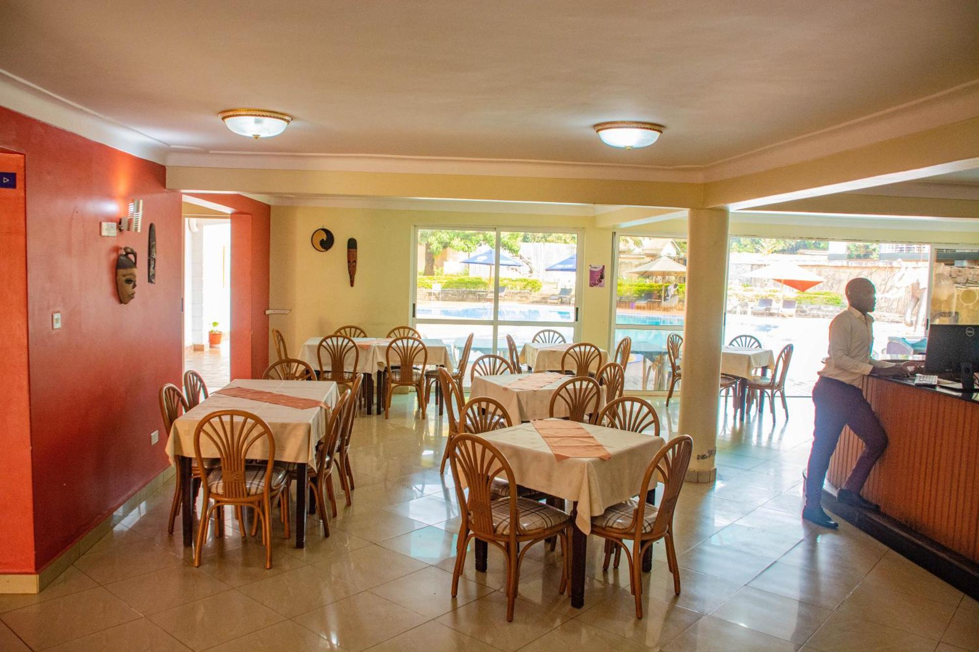 Bomah Hotel Limited Gulu ภายนอก รูปภาพ